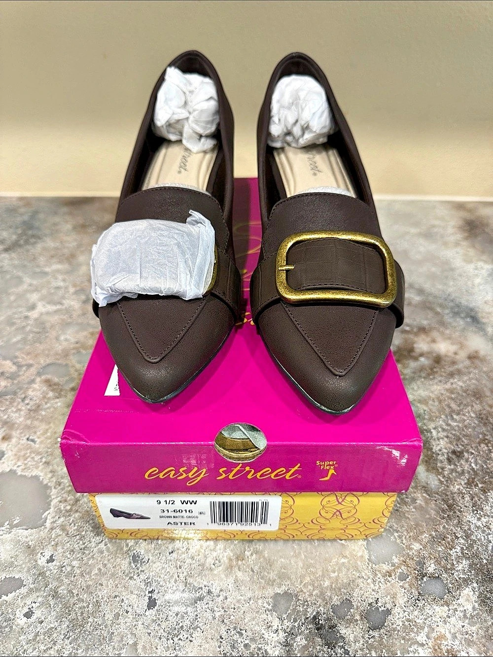 Easy Street Aster Pump Buckle Heels Brown US 9 1/2 W